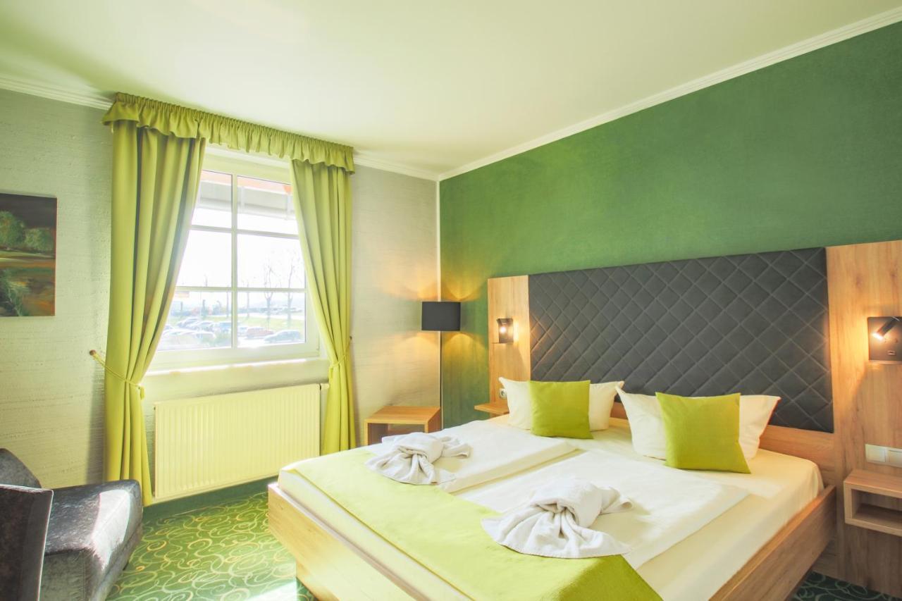 Panorama Berghotel Wettiner Hoehe Seiffen Buitenkant foto
